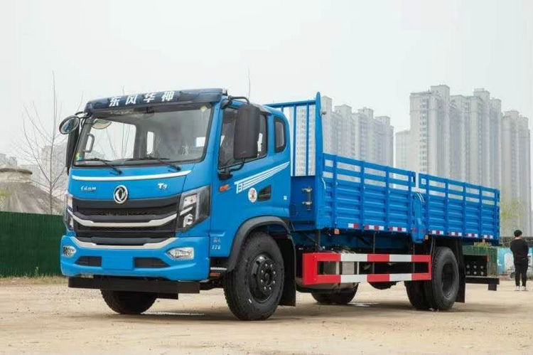 東風(fēng)華神T710新一代教練車 東風(fēng)華神T710新一代教練車